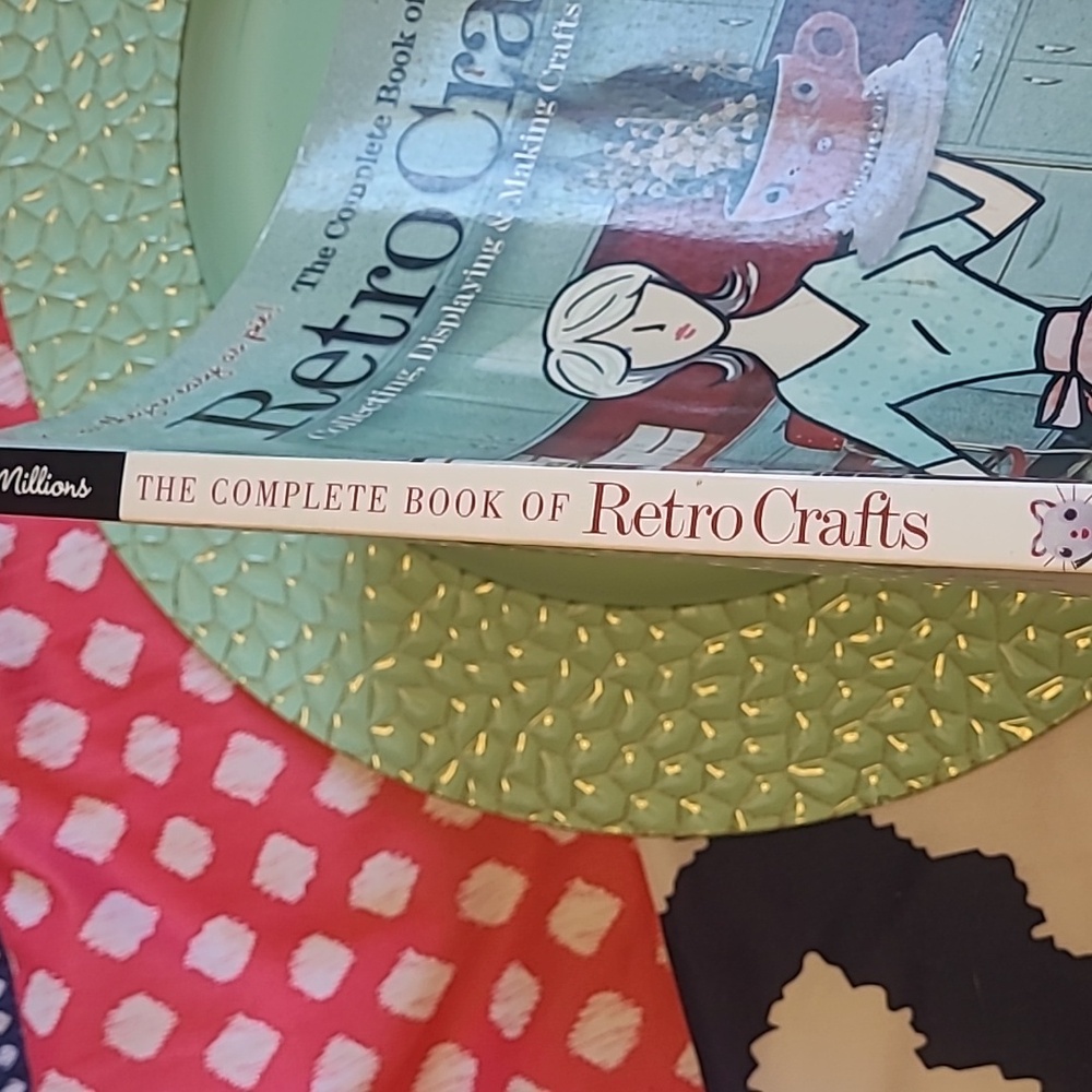 Retro Crafts Book by Suzie Millions - Picture 2 of 4
